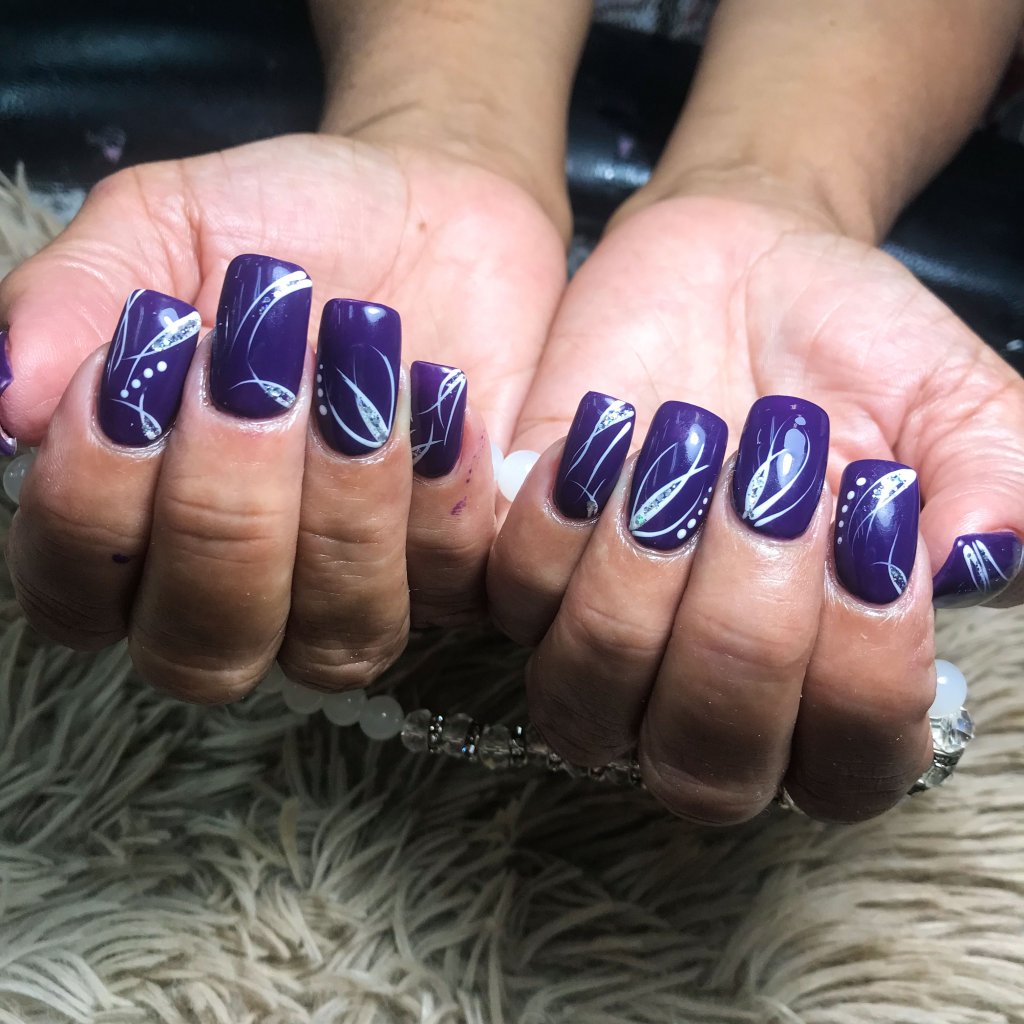 Home NINA'S NAILS